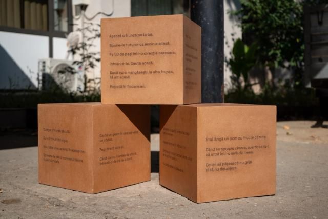 Modules from Lorena Cocora's Algoritmi de recalibrare urbana (Algorithms for urban recalibration). Photo credit: Alexandra Costea