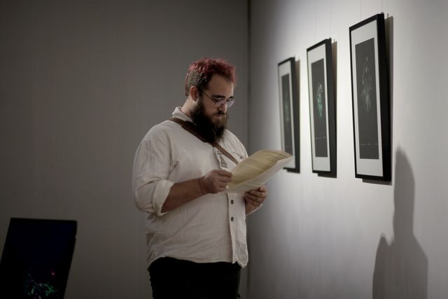 Public interaction during the opening of the exhibition at Goethe-Institut in Bucharest, November 2024. Photo Andreea Săsăran